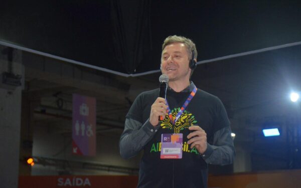 Modelos Multimodais: A Nova Fronteira da Inteligência de Dados e GEO em 2026